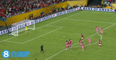 全场最佳!乌斯塔里:扑点球本就不易,尤其在对方攻势最猛的时候